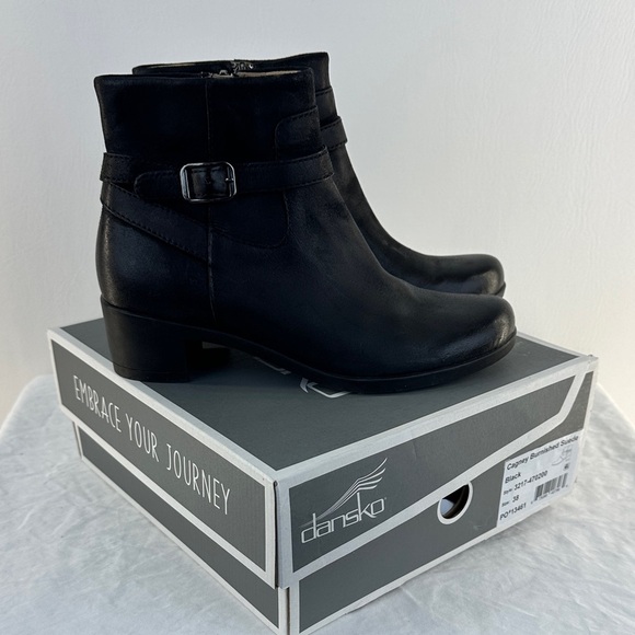 NIB Dansko “Cagney” Burnished Suede Heeled Booties - Picture 1 of 11